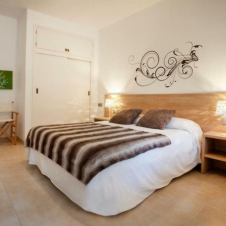 Apartamento A Pie De Playa, Climatizado Y Parking Roses Exterior photo
